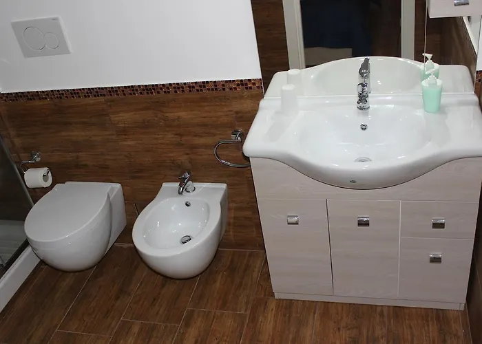 Locazione Turistica "loft Tiburtina" * רומא